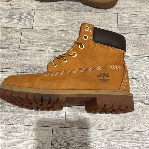 Timberland kids Brown Leather Boots - Picture 4 of 7